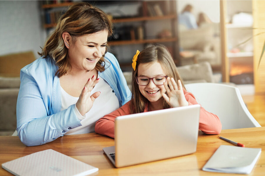 Incibe padres niños y educadores vuelta al cole ciberseguridad