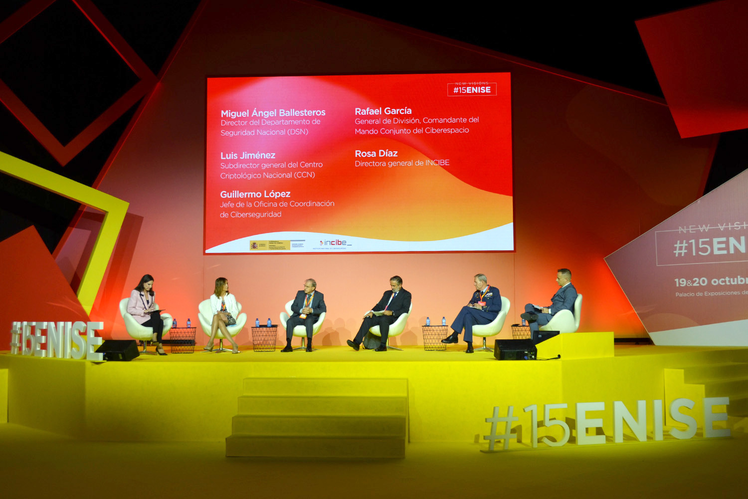 Mesa redonda de los responsables de organismos en el 15 ENISE.