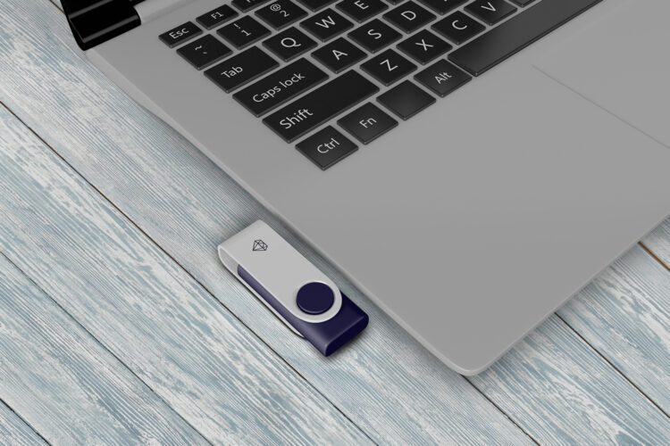 Seguridad memoria USB, pen drive, memory stick