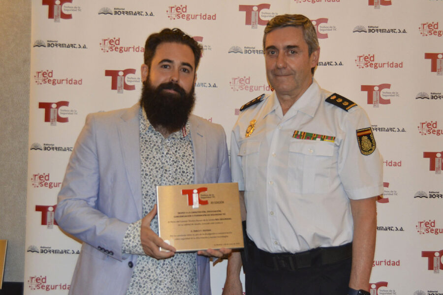 Pablo Yglesias recibió también el Incibe obtuvo el Trofeo a la Captación, Divulgación, Concienciación o Formación en Seguridad TIC.