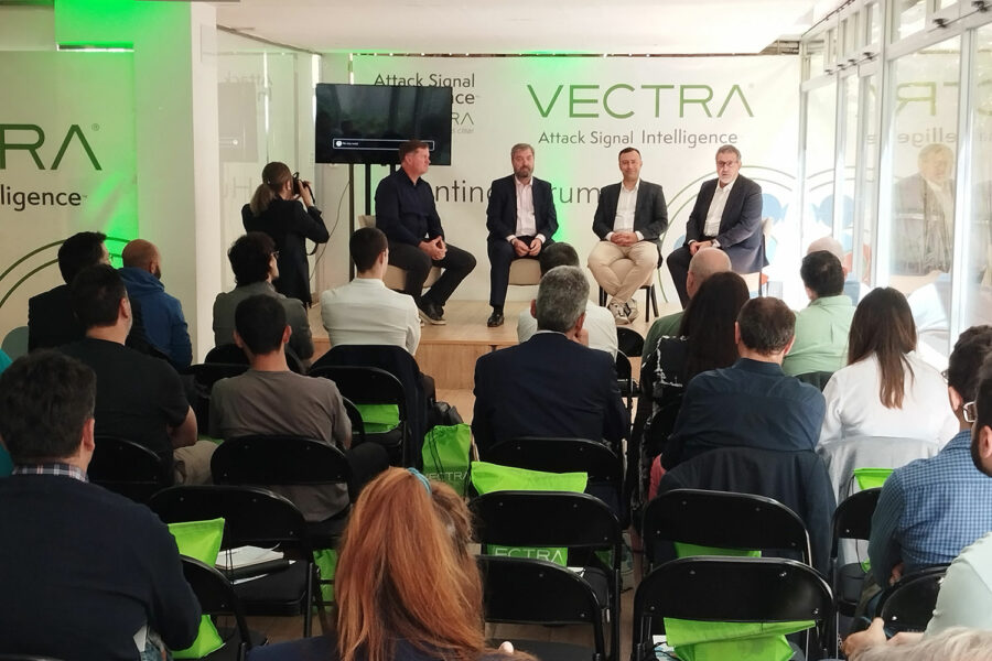 Mesa redonda evento Vectra AI sobre ciberataques