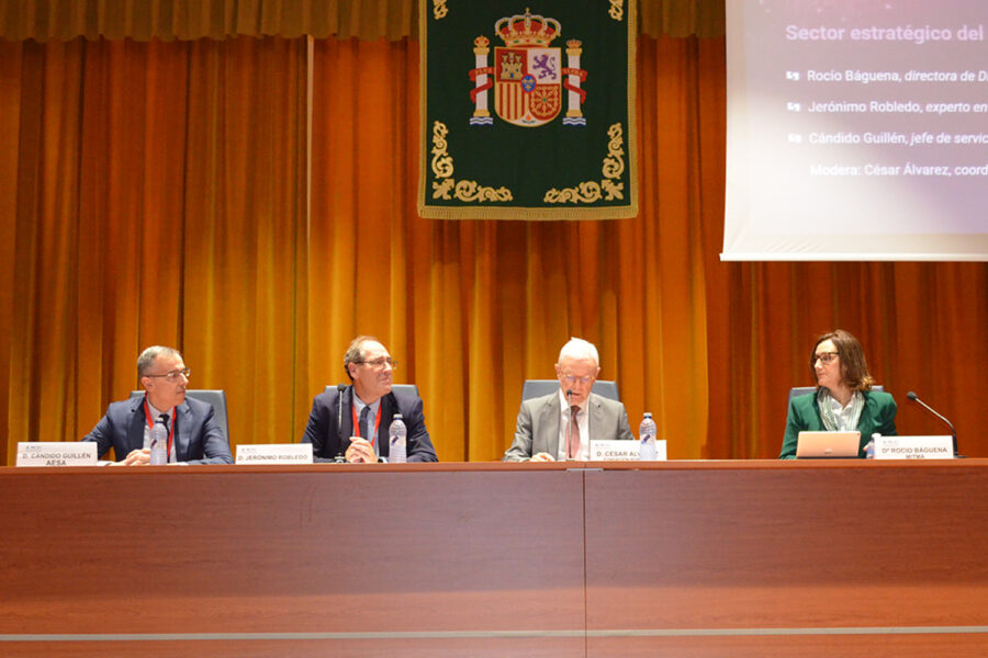 Cándido Guillén (AESA), Jerónimo Robledo, César Álvarez (Fundación Borredá) y Rocío Báguena (MITMA).