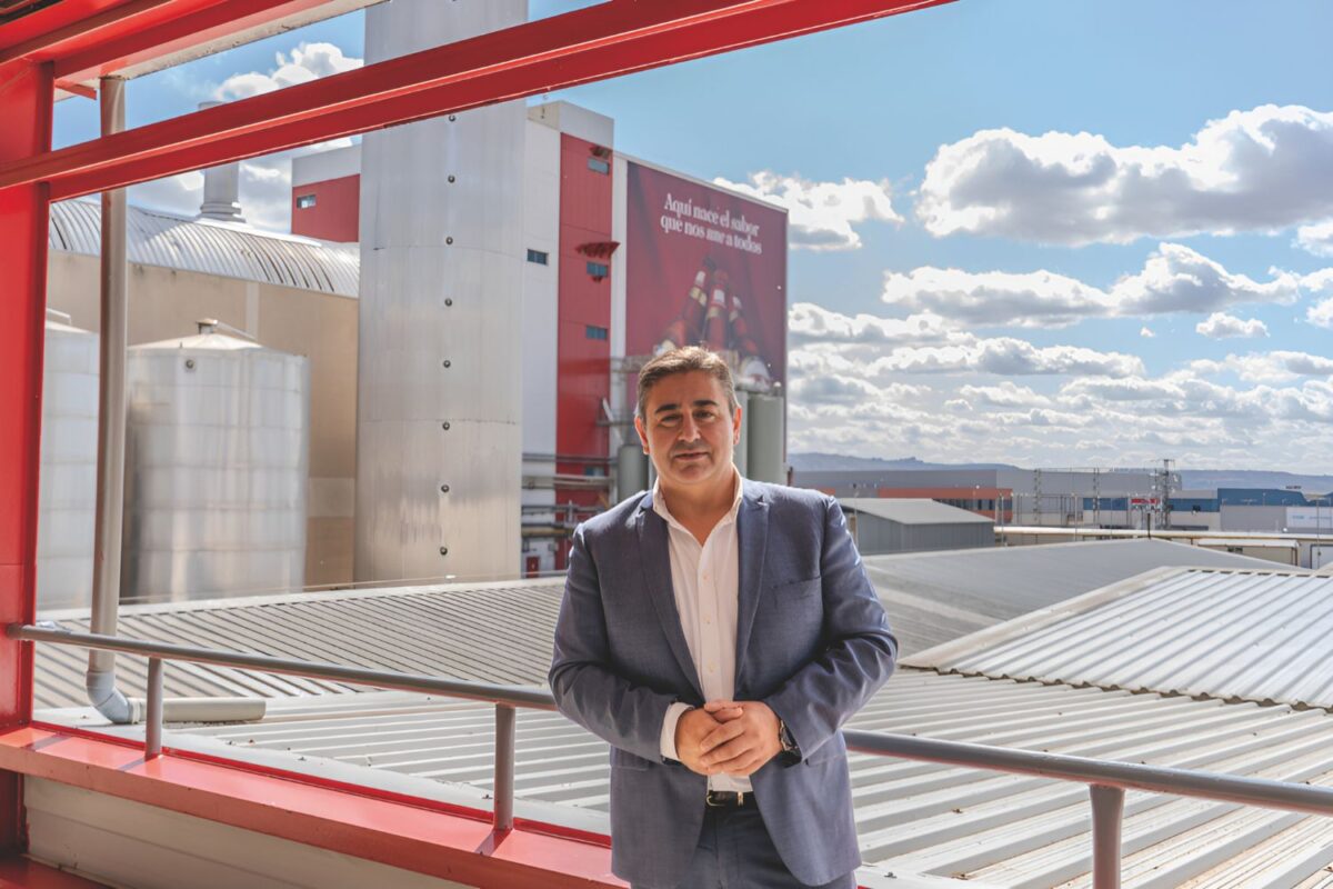 David Elvira, de Mahou San Miguel responde a unas cuestiones sobre ciberseguridad y ciberamenazas que afectan a su compañía y otros miembros de la industria.