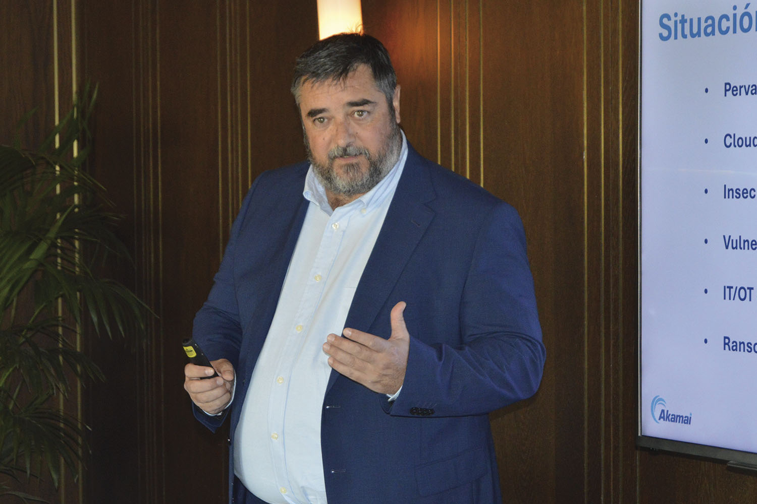 Julen Cordon_Akamai_desayuno ICSO_ciberseguridad industrial