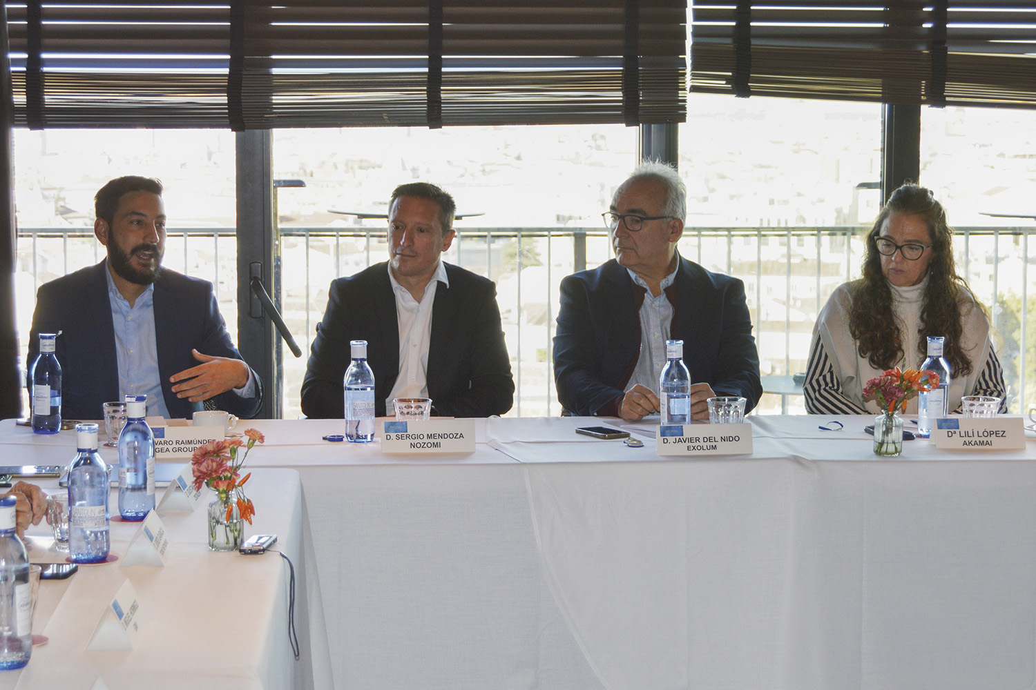 Participantes 3 desayuno ICSO_ciberseguridad industrial 1