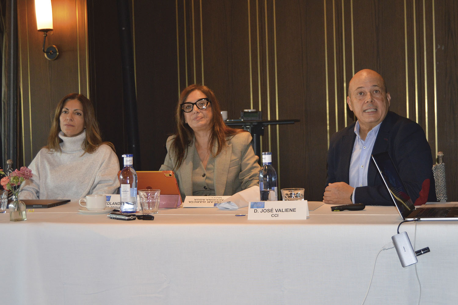 Participantes desayuno ICSO_ciberseguridad industrial 1