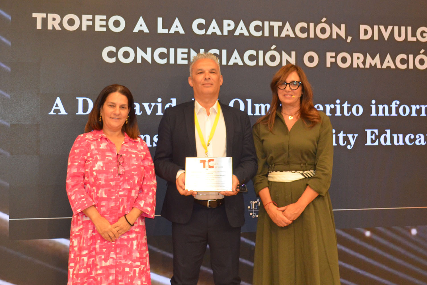 DAVID DEL OLMO
